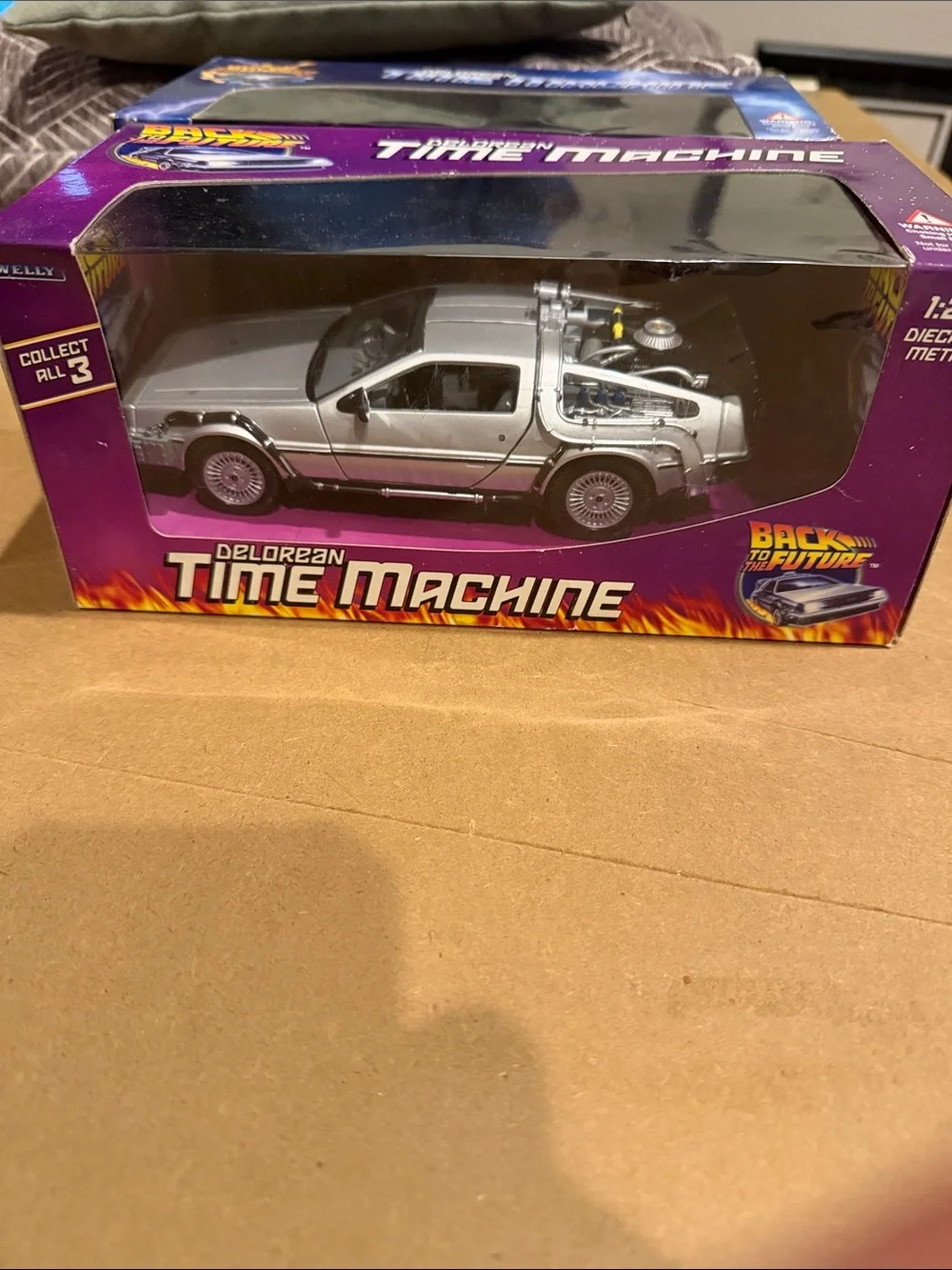 3 items BACK TO THE FUTURE  DeLorean Time Machine Silver Die-Cast Collectibles